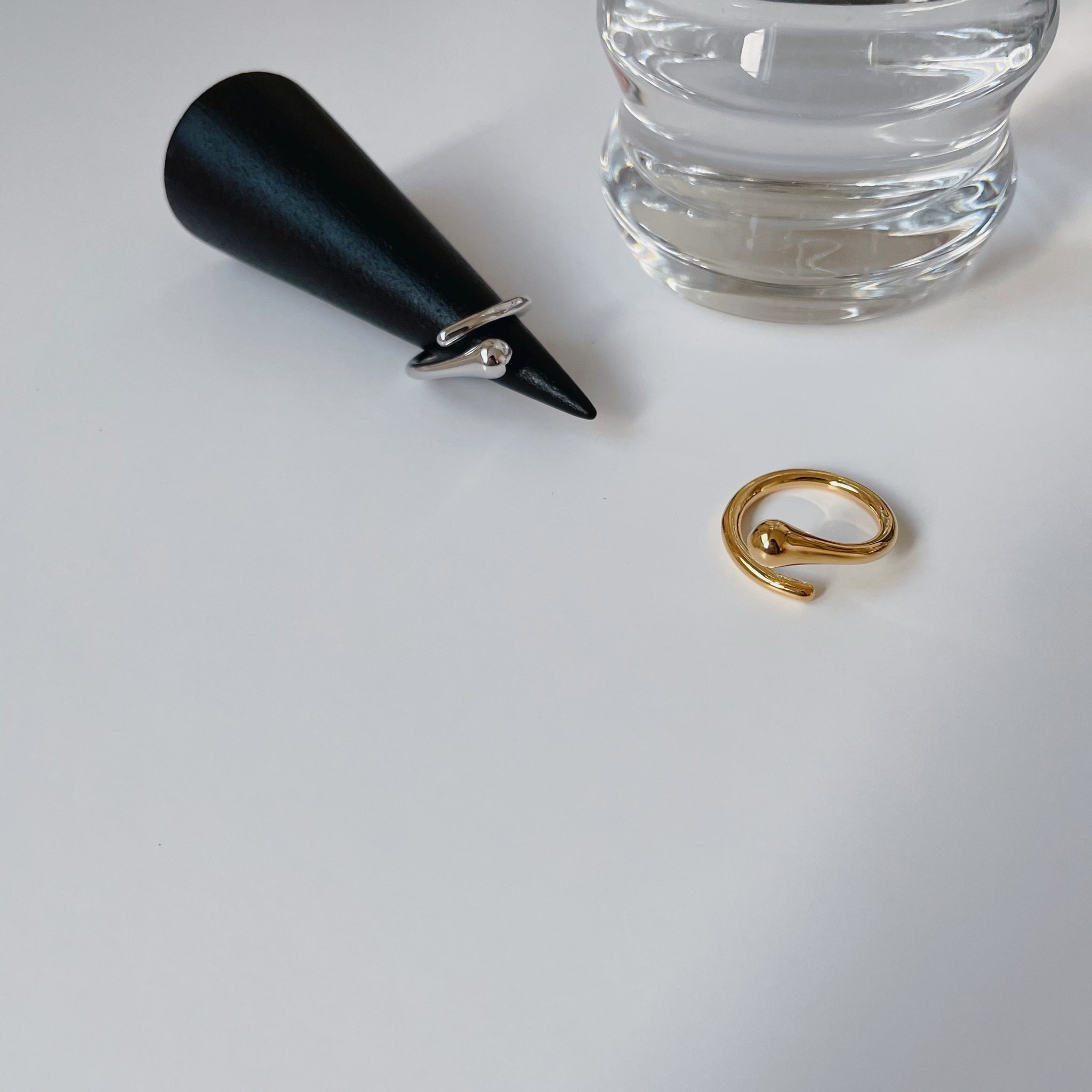 Crossover Ring (24K Gold Plated)